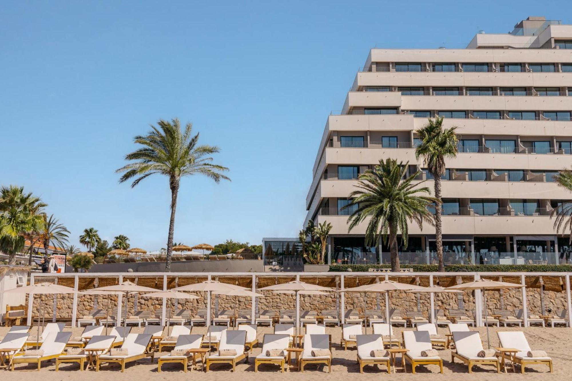 Me Sitges Terramar Hotel Bagian luar foto